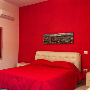 Camera con letto king size